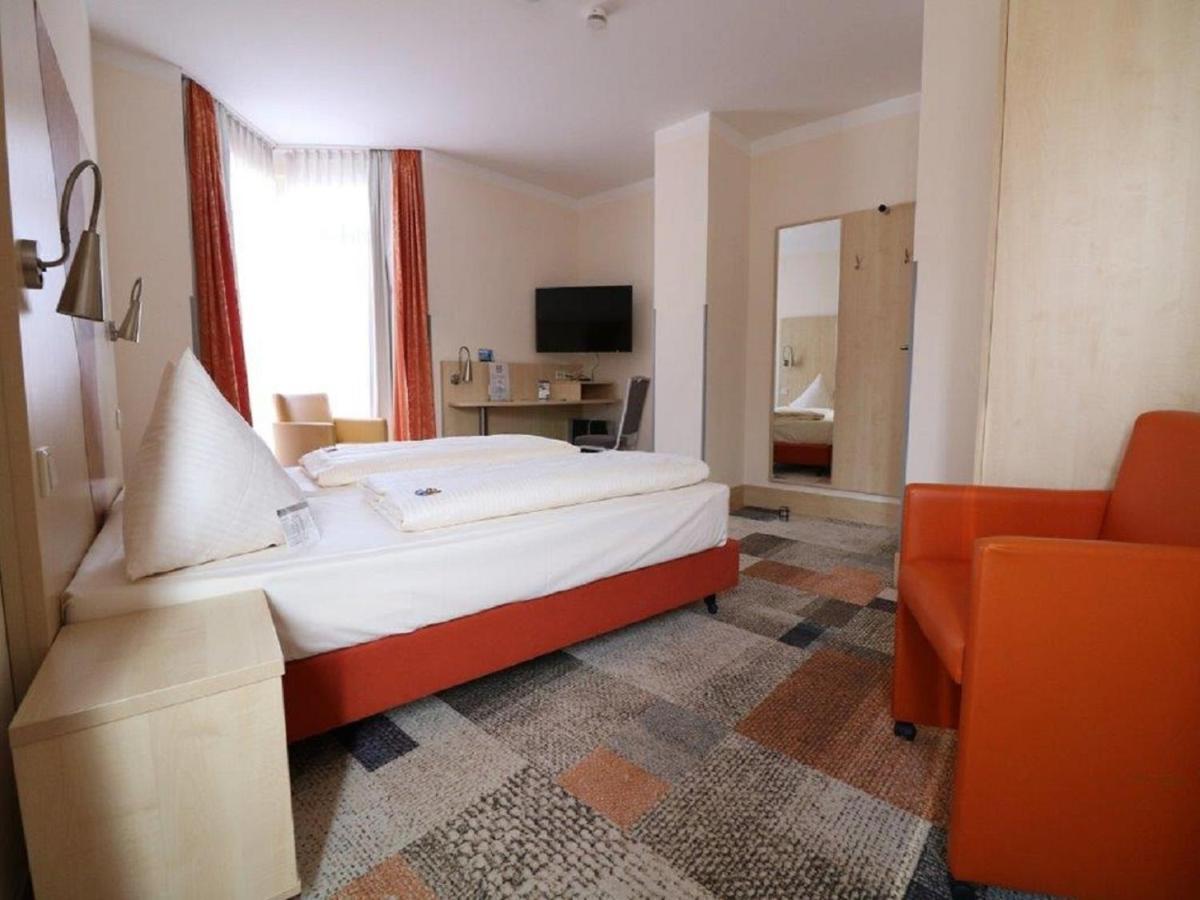 Petul Apart Hotel Ernestine เอสเซน ภายนอก รูปภาพ