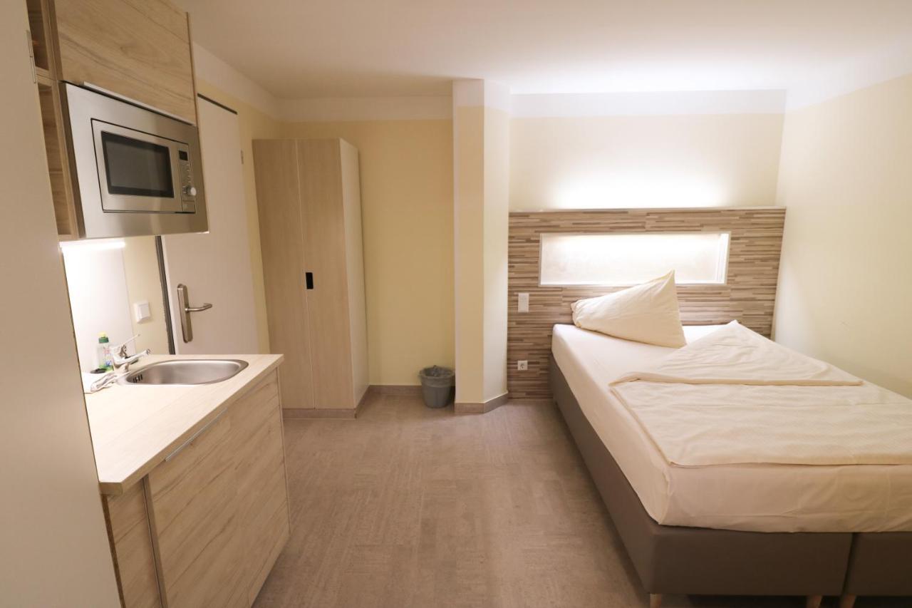 Petul Apart Hotel Ernestine เอสเซน ภายนอก รูปภาพ