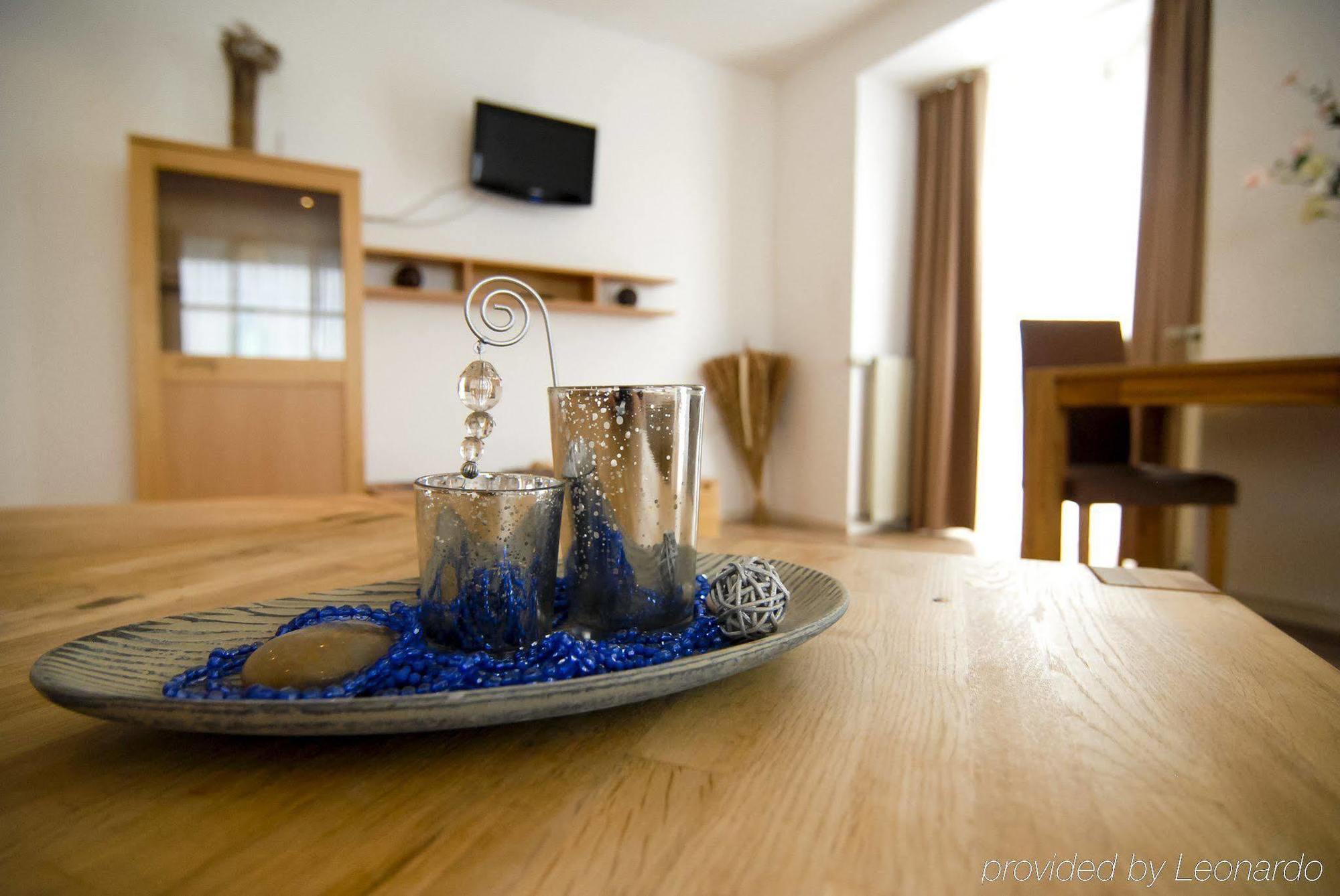 Petul Apart Hotel Ernestine เอสเซน ภายนอก รูปภาพ