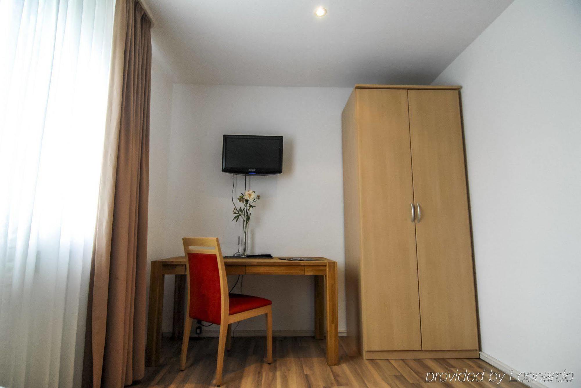Petul Apart Hotel Ernestine เอสเซน ภายนอก รูปภาพ